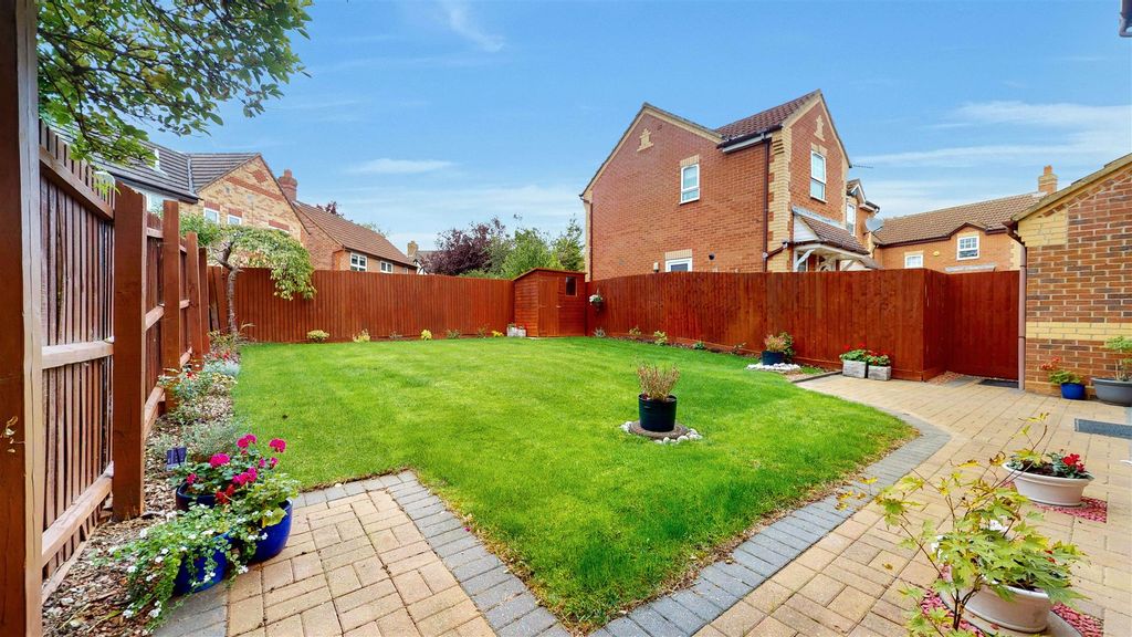 Property photo 2 of 24 10152025_231527.Jpg