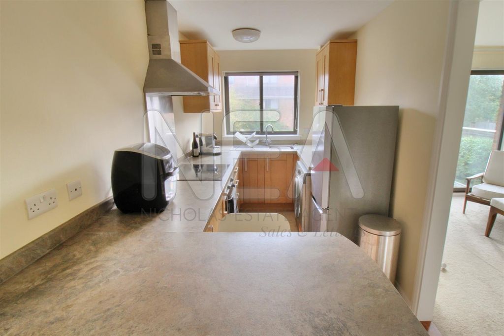 Property photo 3 of 15 Kitchen