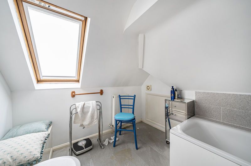 Property photo 3 of 20 Photo 4