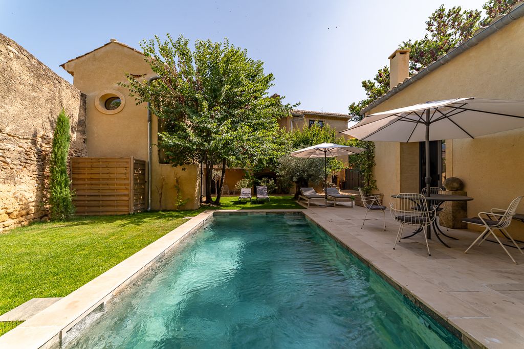 Property photo 1 of 22