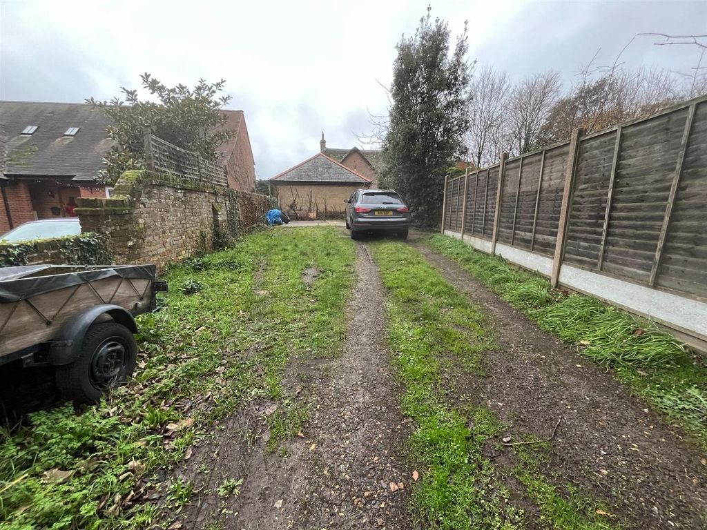 Property photo 2 of 9 Photo_1_No_Exif (1).Jpg