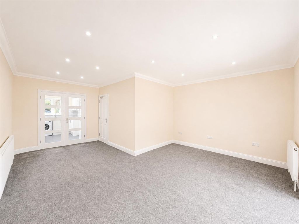 Property photo 3 of 12 Reception Room