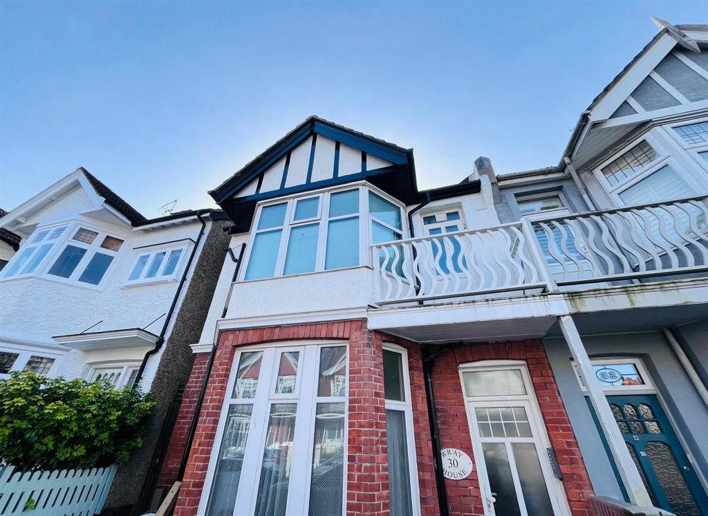 Property photo 1 of 8 External.Jpg