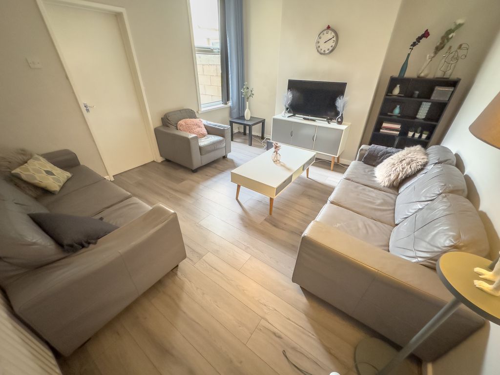 Property photo 1 of 14 Img_8889