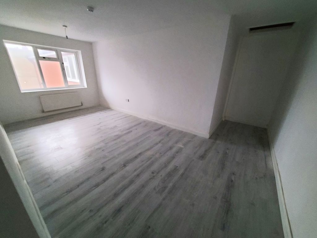 Property photo 3 of 4 Bedroom 1