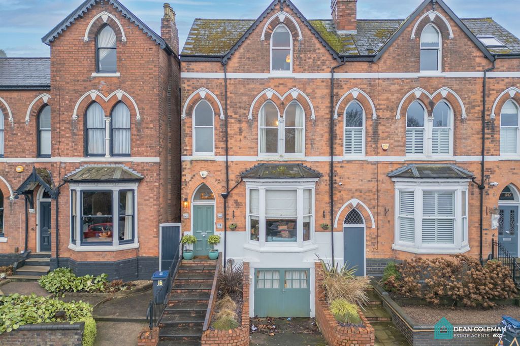 Property photo 1 of 29