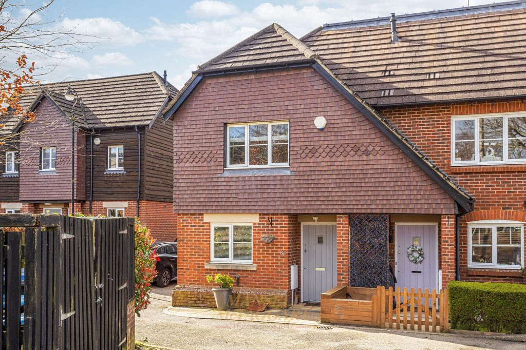 Property photo 1 of 23