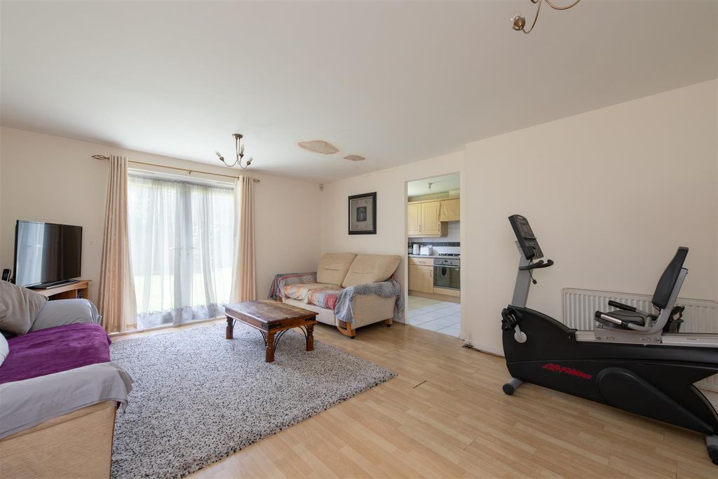 Property photo 3 of 12 Woodville 6.Jpg