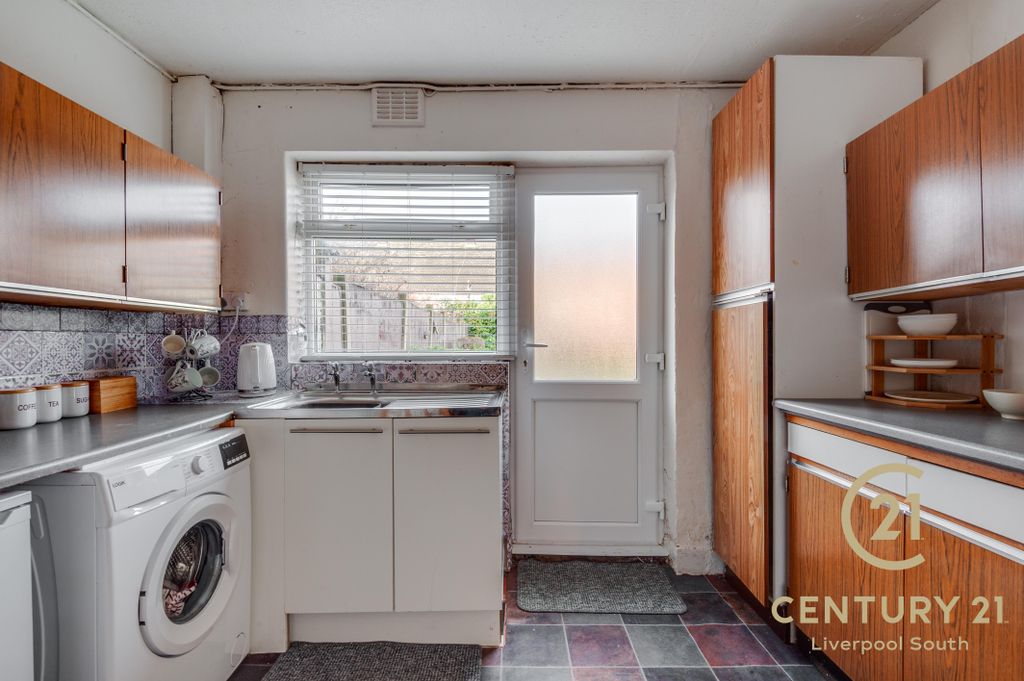 Property photo 3 of 21