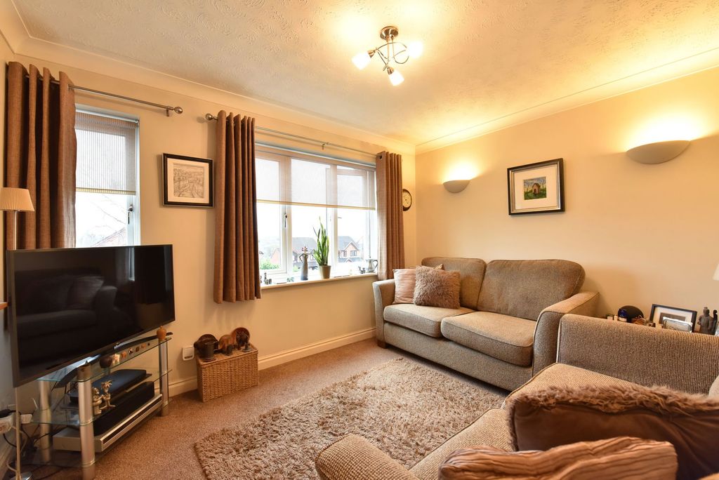 Property photo 2 of 22