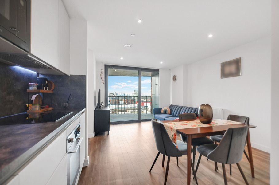 Property photo 2 of 26 Open Plan Living Room (1).Jpg