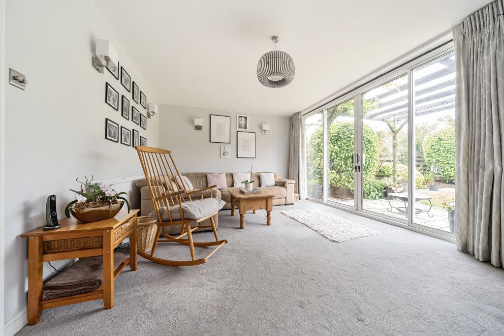 Property photo 2 of 30 Living Room