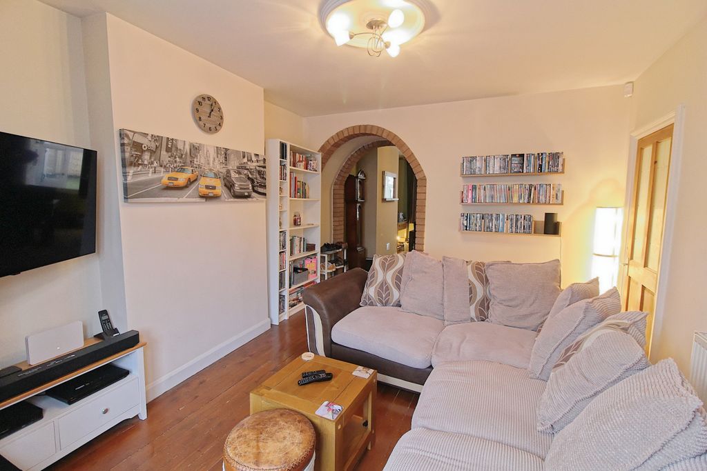 Property photo 3 of 18 Img_6481_Dxo