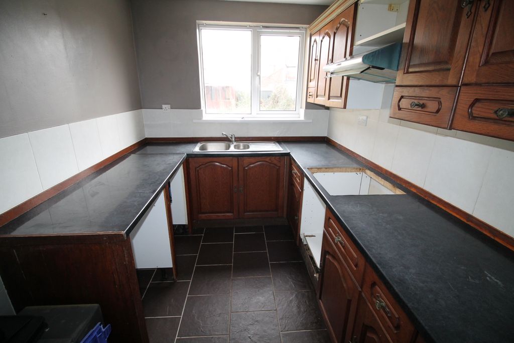 Property photo 3 of 10 Img_0022