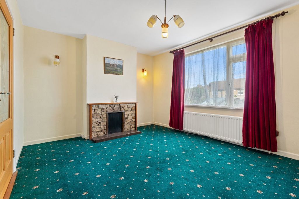 Property photo 3 of 25 Picture No. 03