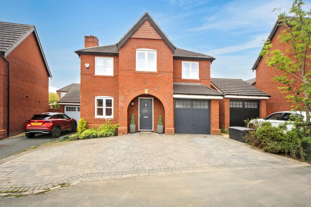 Property photo 1 of 25