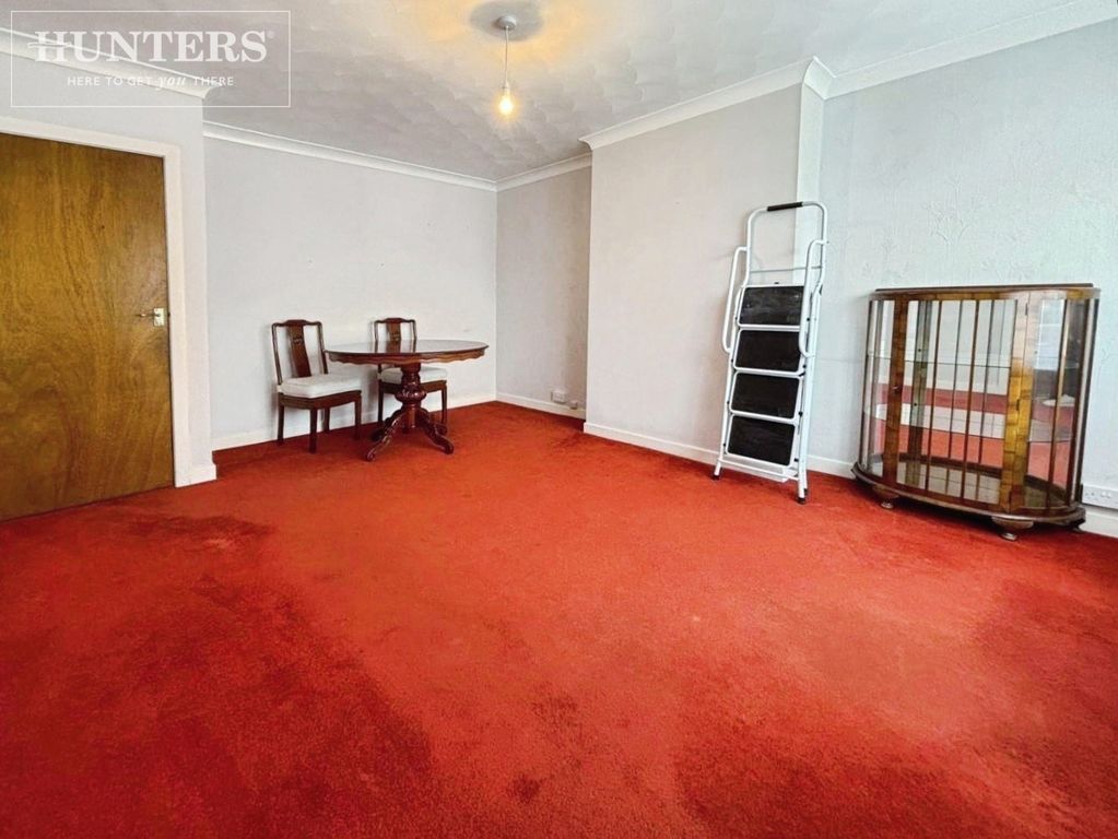 Property photo 3 of 13 Pbox-Img.Jpeg