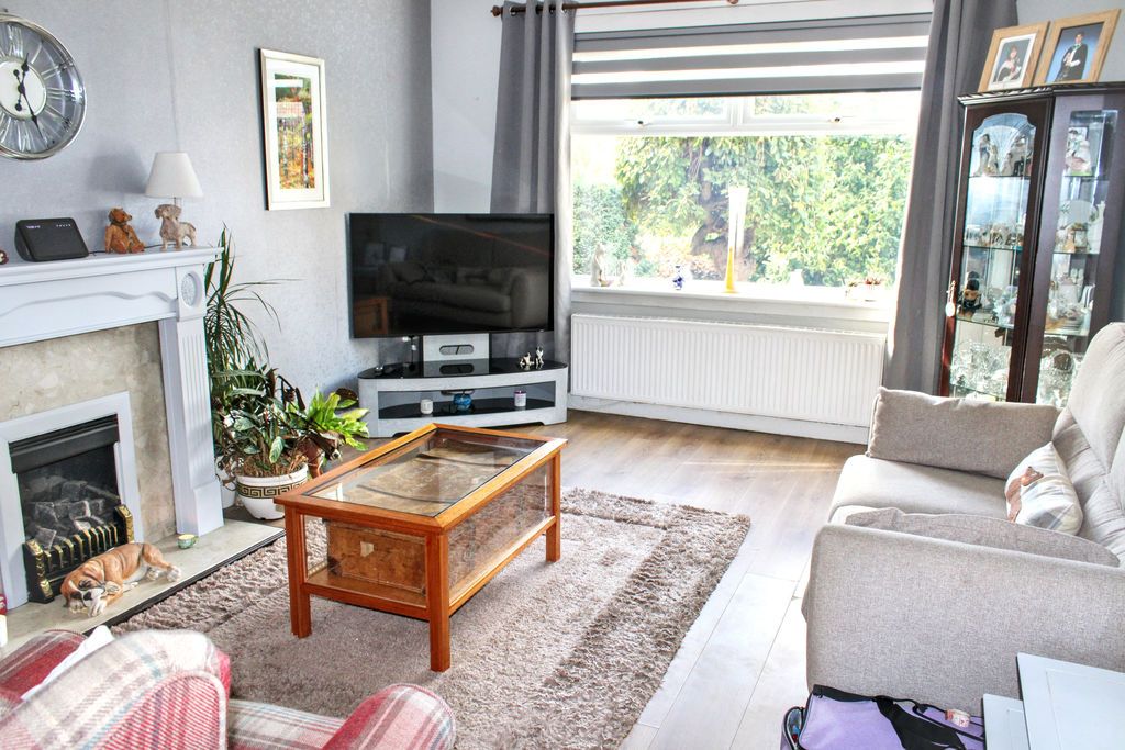 Property photo 3 of 17 Photo 16
