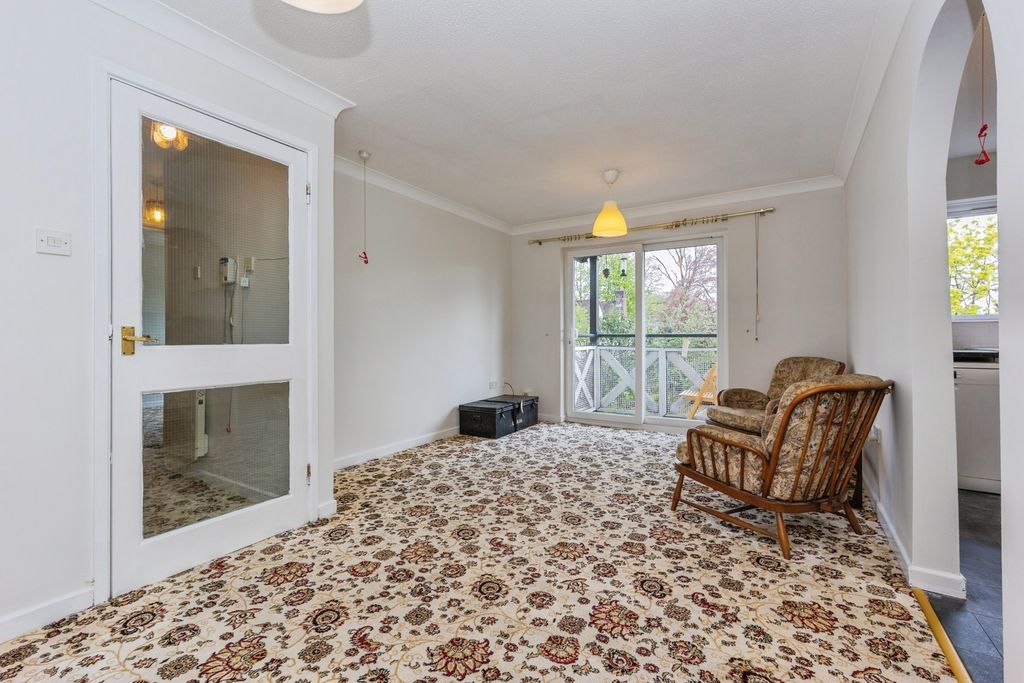 Property photo 3 of 24 Pbox-Img.Jpg