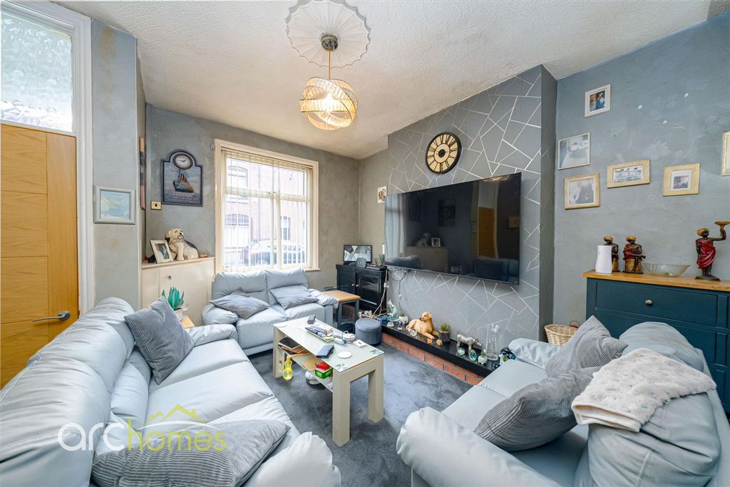 Property photo 2 of 23 Glebe-2.Jpg
