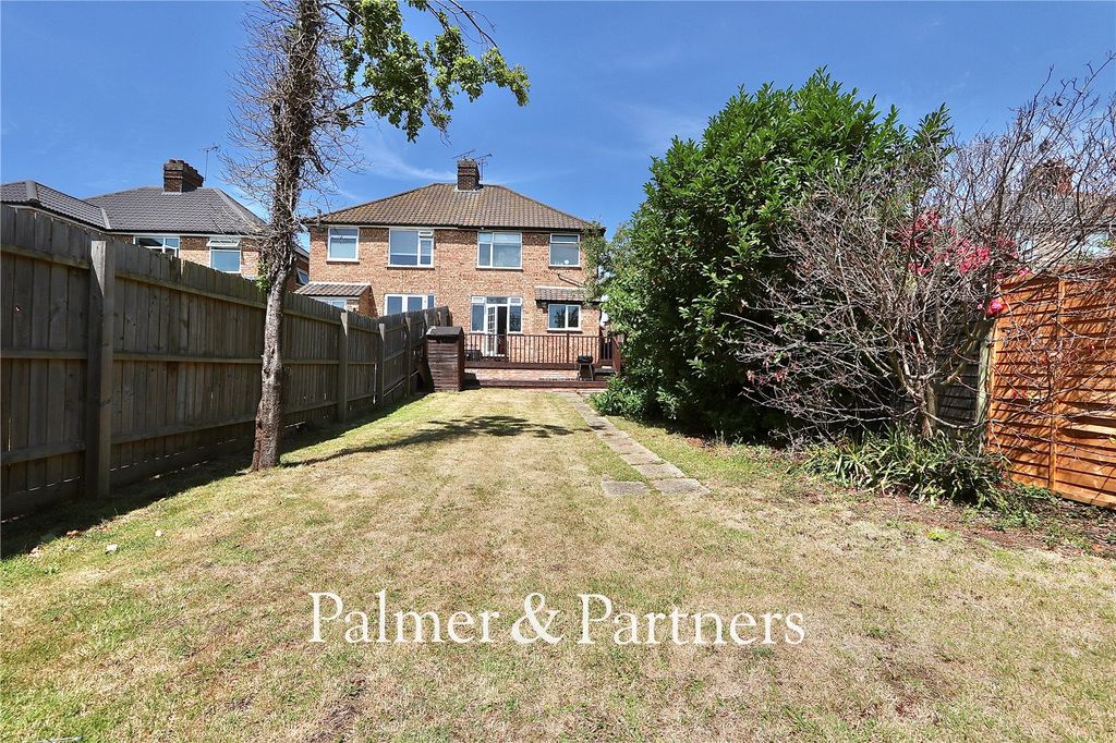 Property photo 2 of 20 Picture No. 27
