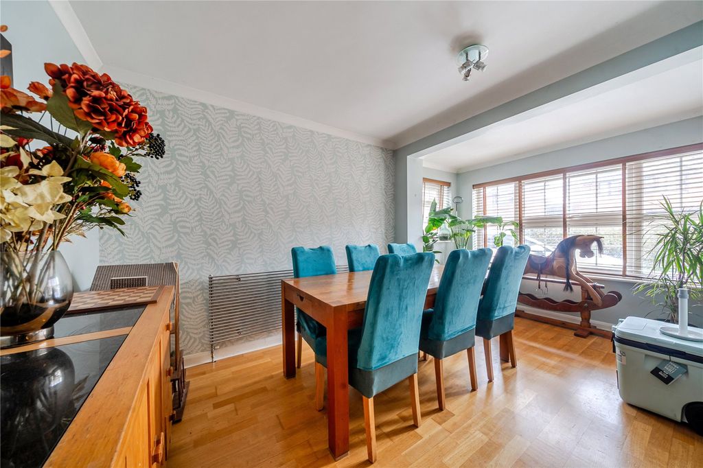 Property photo 3 of 21 Picture No. 16