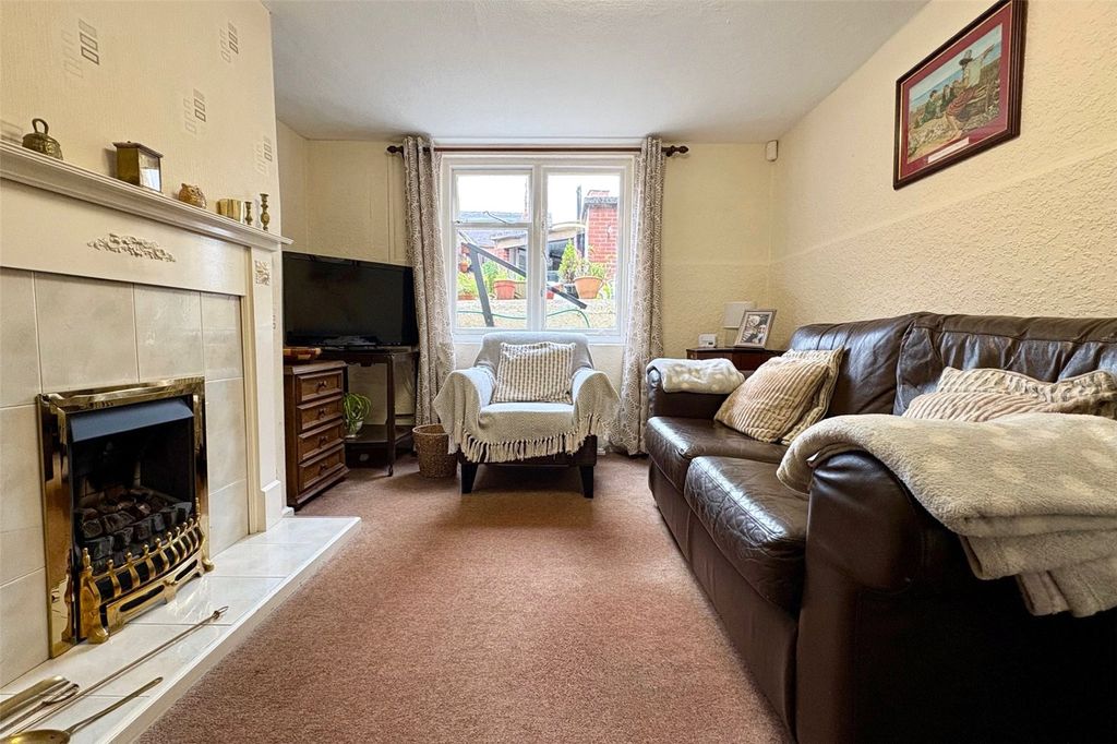 Property photo 3 of 15 Picture No. 14