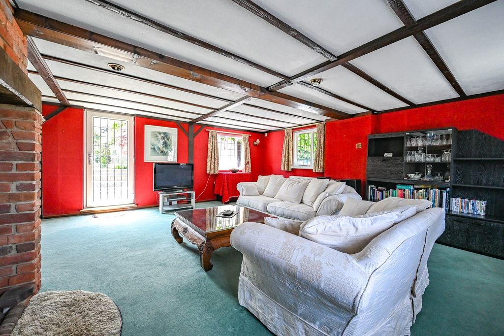 Property photo 2 of 18