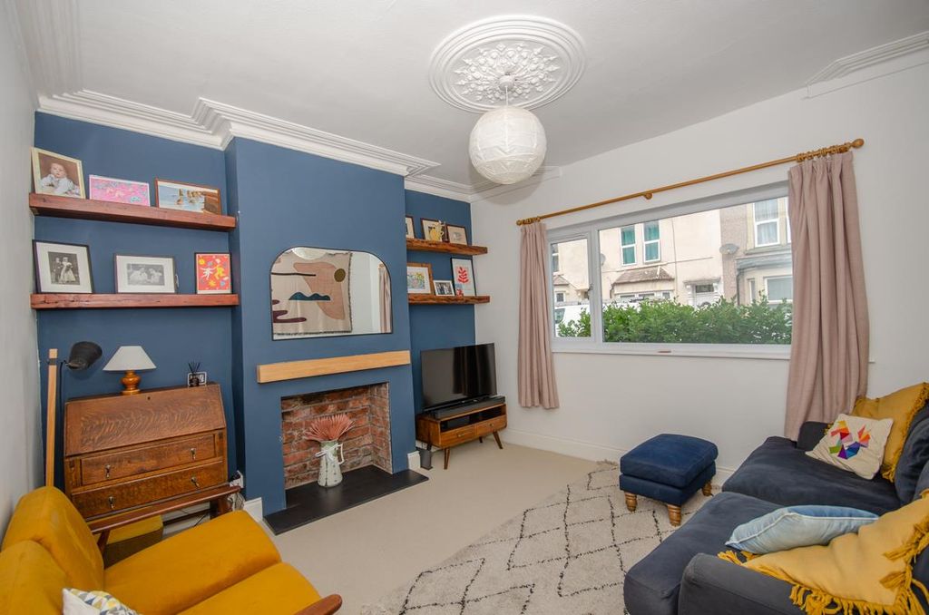 Property photo 3 of 30 Chaplin-38.Jpg