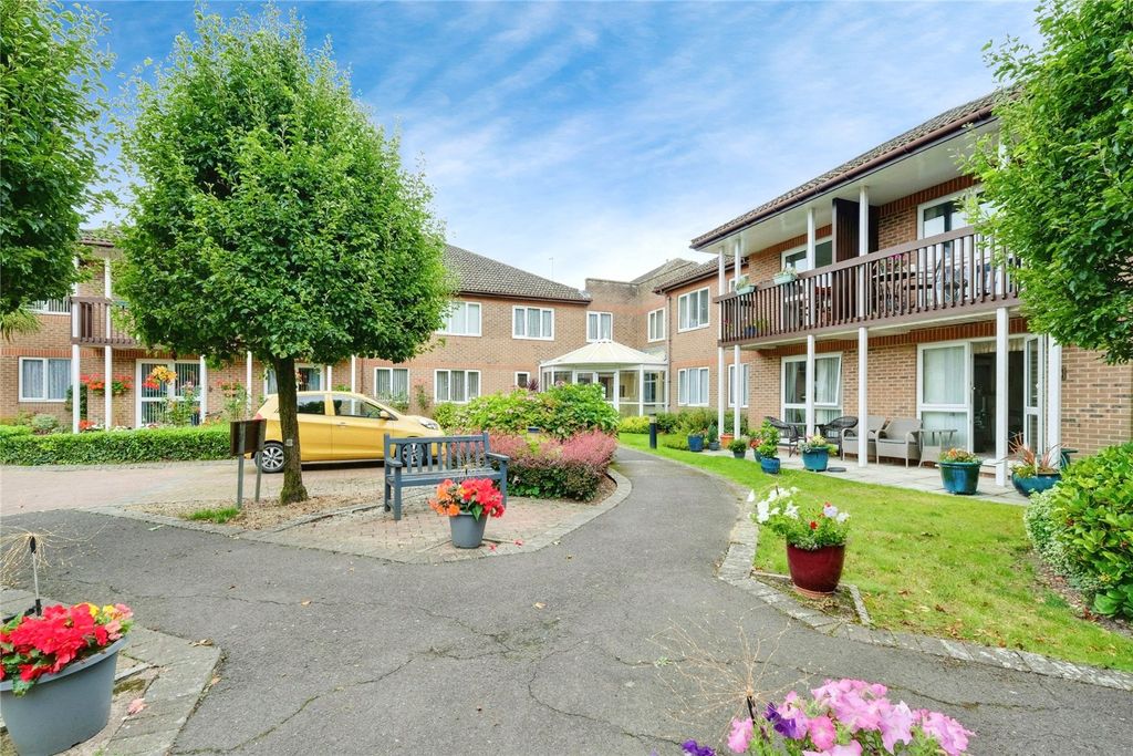 Property photo 1 of 13 General View