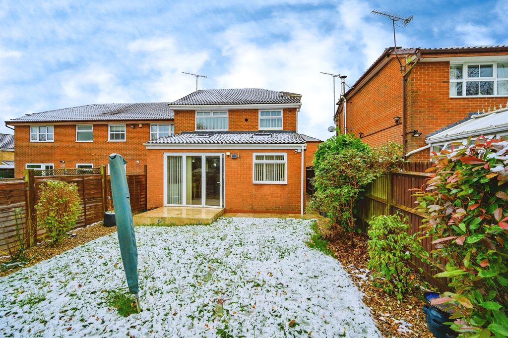 Property photo 2 of 16
