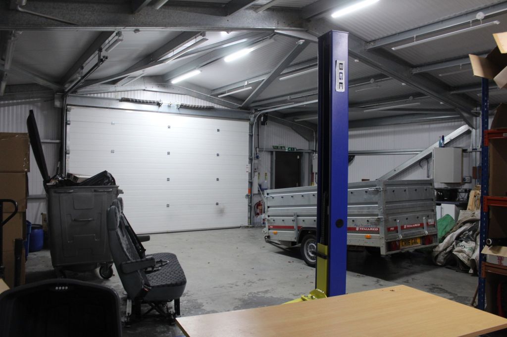 Property photo 3 of 8