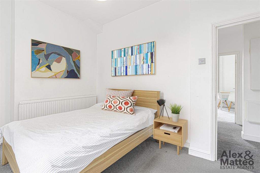 Property photo 3 of 8 Lewisham Way