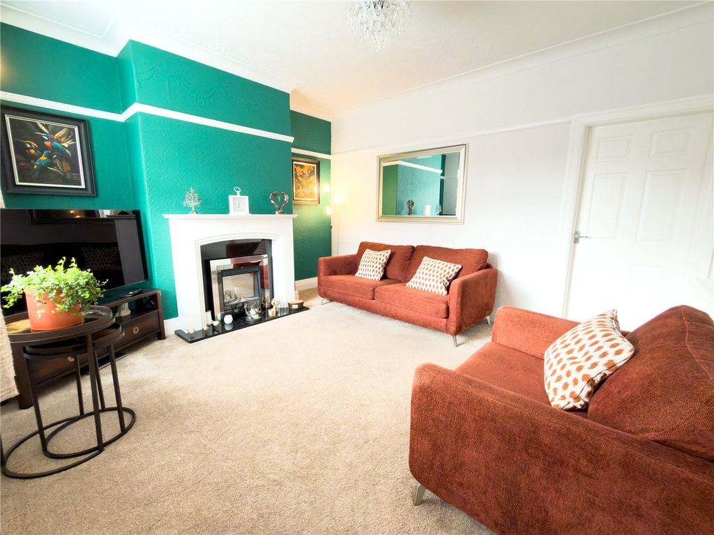 Property photo 3 of 19 Picture No. 21