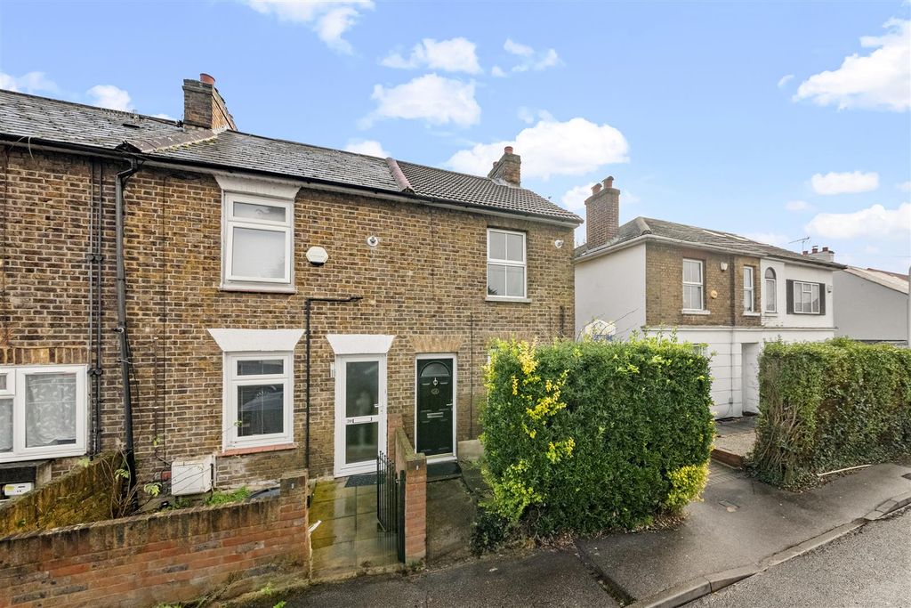Property photo 1 of 12