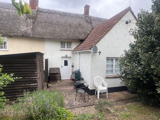 Property photo 2 of 8