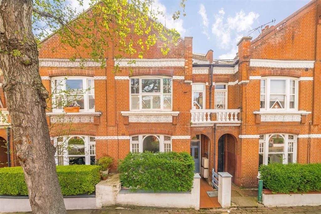 Property photo 1 of 7