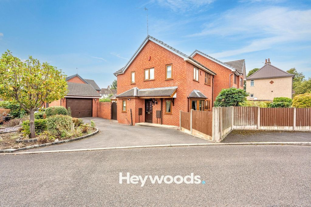 Property photo 1 of 37