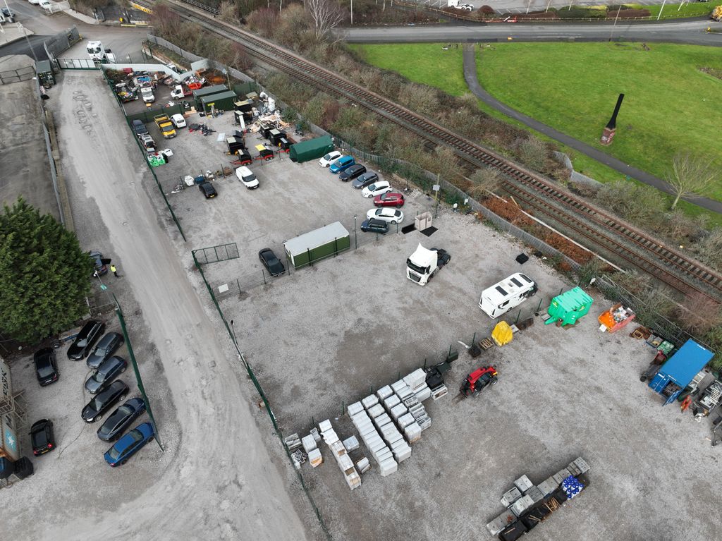 Property photo 3 of 7