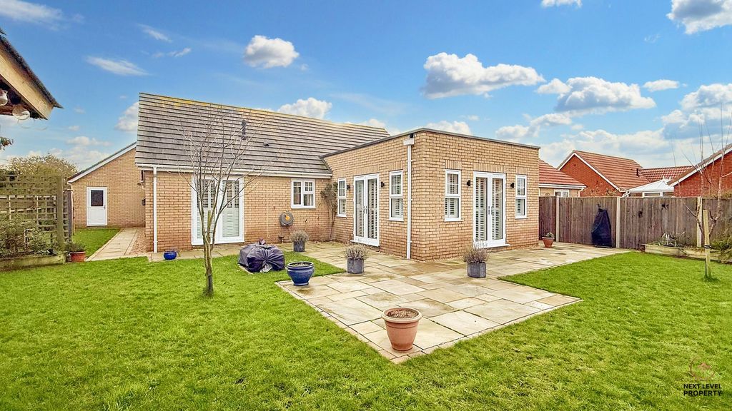 Property photo 3 of 24