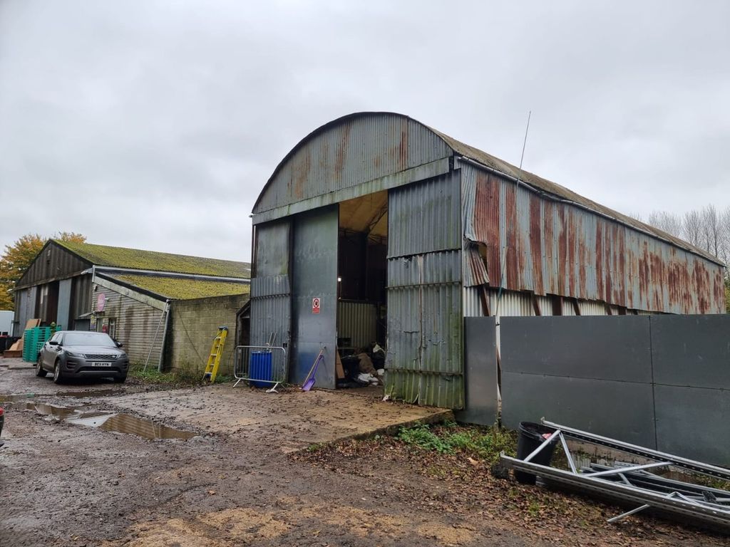 Property photo 1 of 5