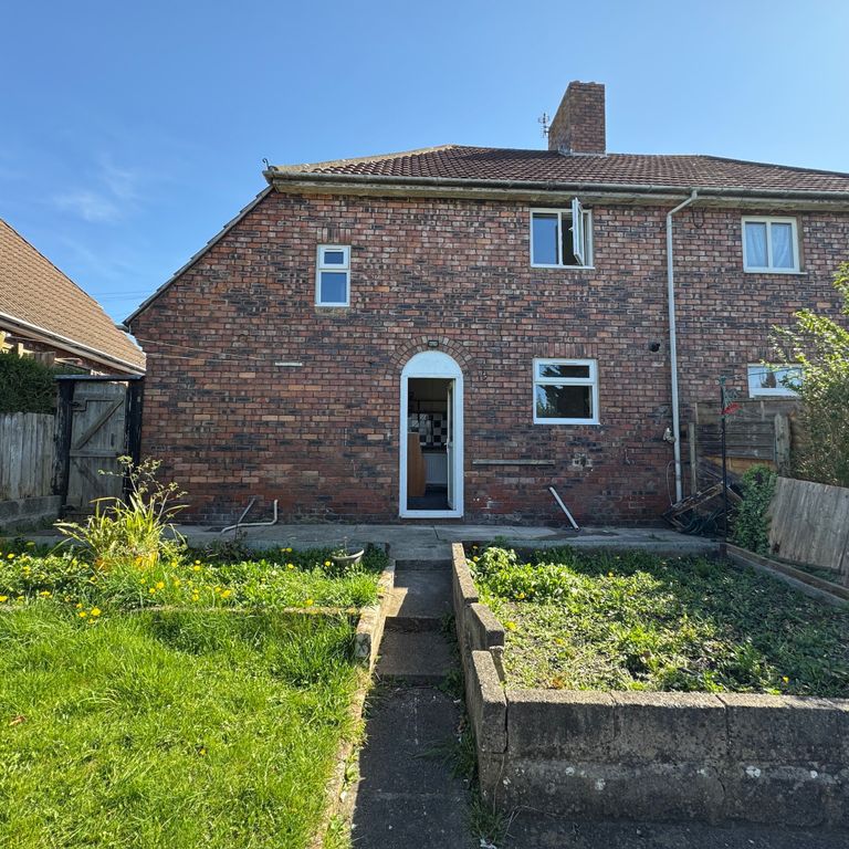 Property photo 3 of 35