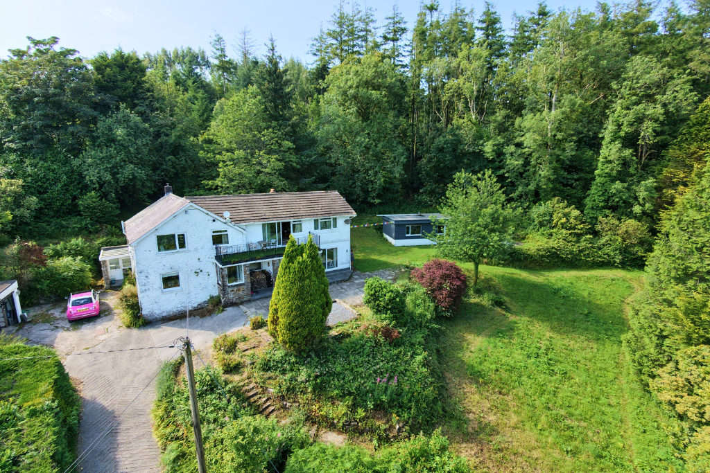 Property photo 1 of 44