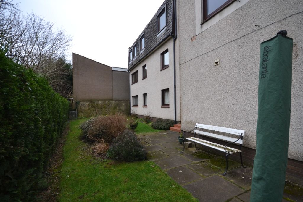 Property photo 2 of 9 Photo 2