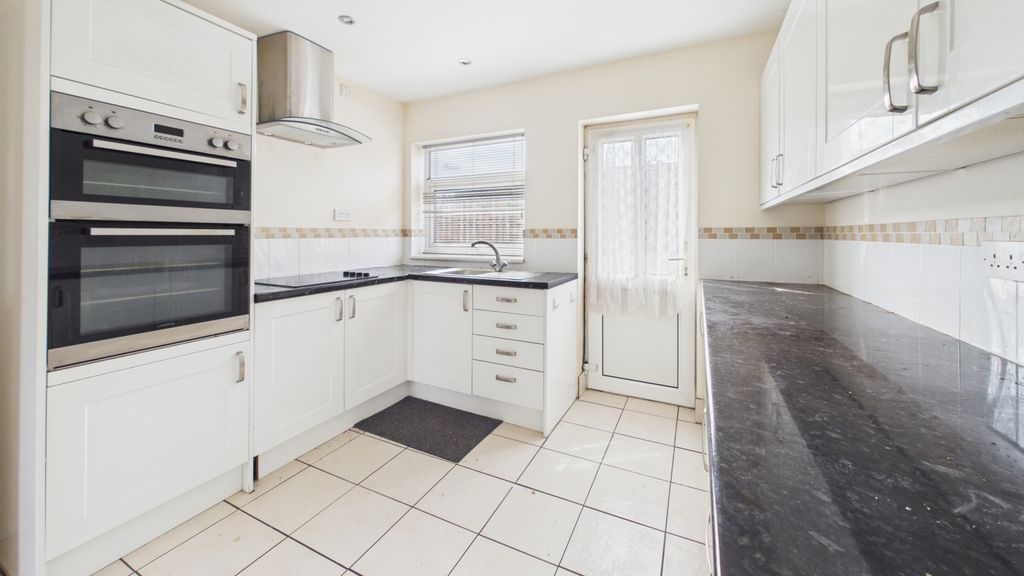 Property photo 2 of 18 Gallery