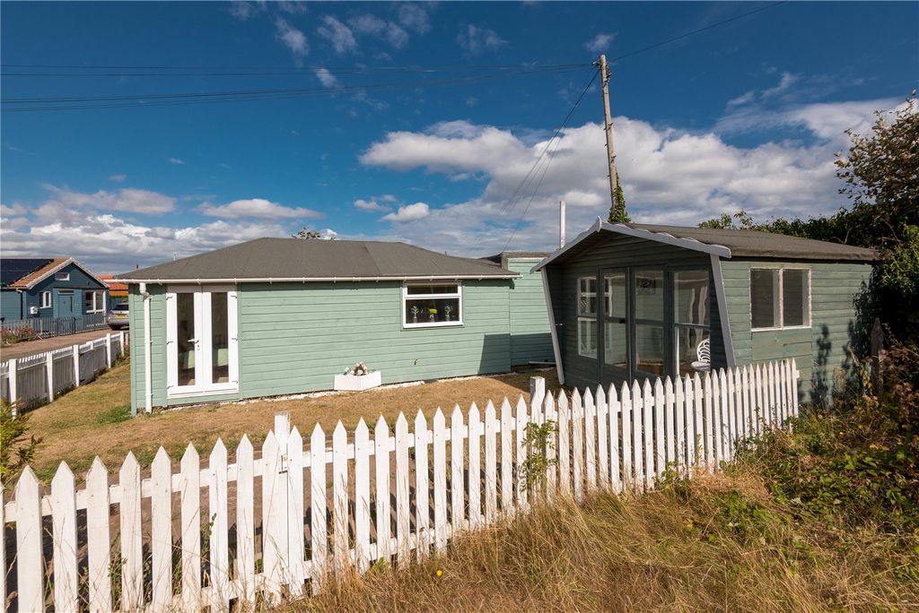 Additional image 12 of 2 bed bungalow for sale3 Chalet, Back Road, Belhaven, Dunbar, East Lothian EH42