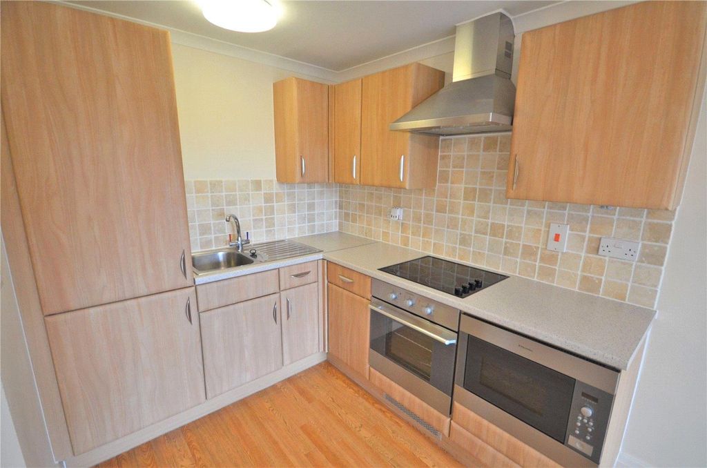 Property photo 2 of 7 Tiverton Seddons