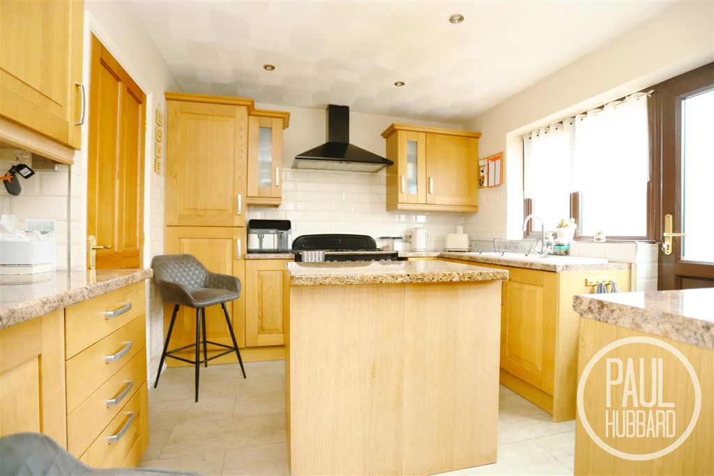 Property photo 3 of 24 Img_4370.Jpg