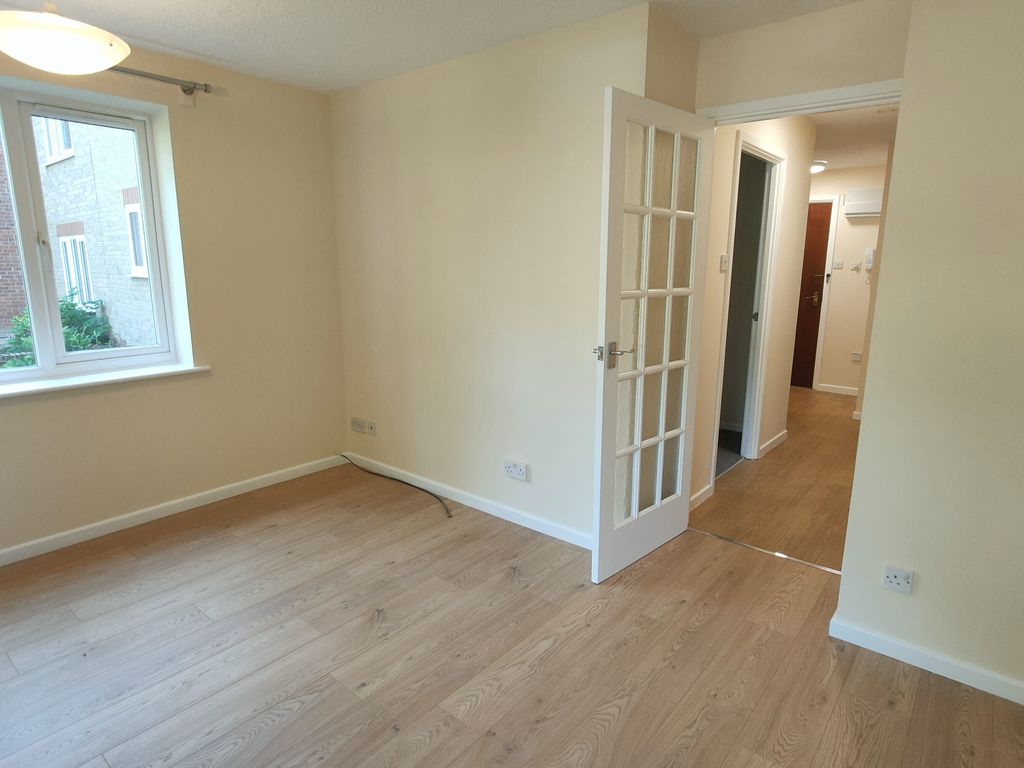 Property photo 3 of 10 Image