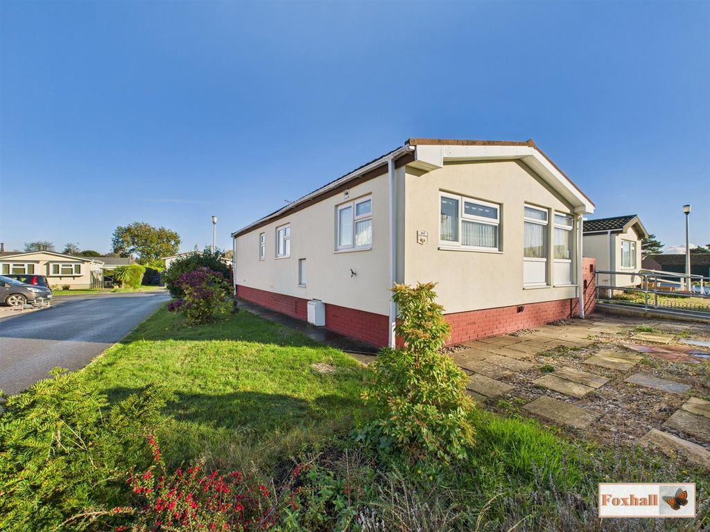 Property photo 1 of 15 Outside